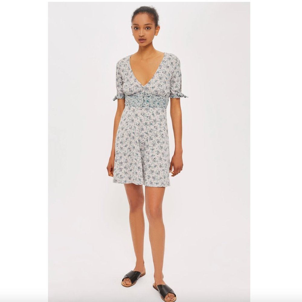 TOPSHOP Ditsy Print Floral Button Through Dress SM